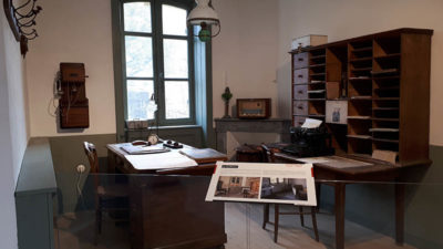 Le bureau de la famille Le Gall